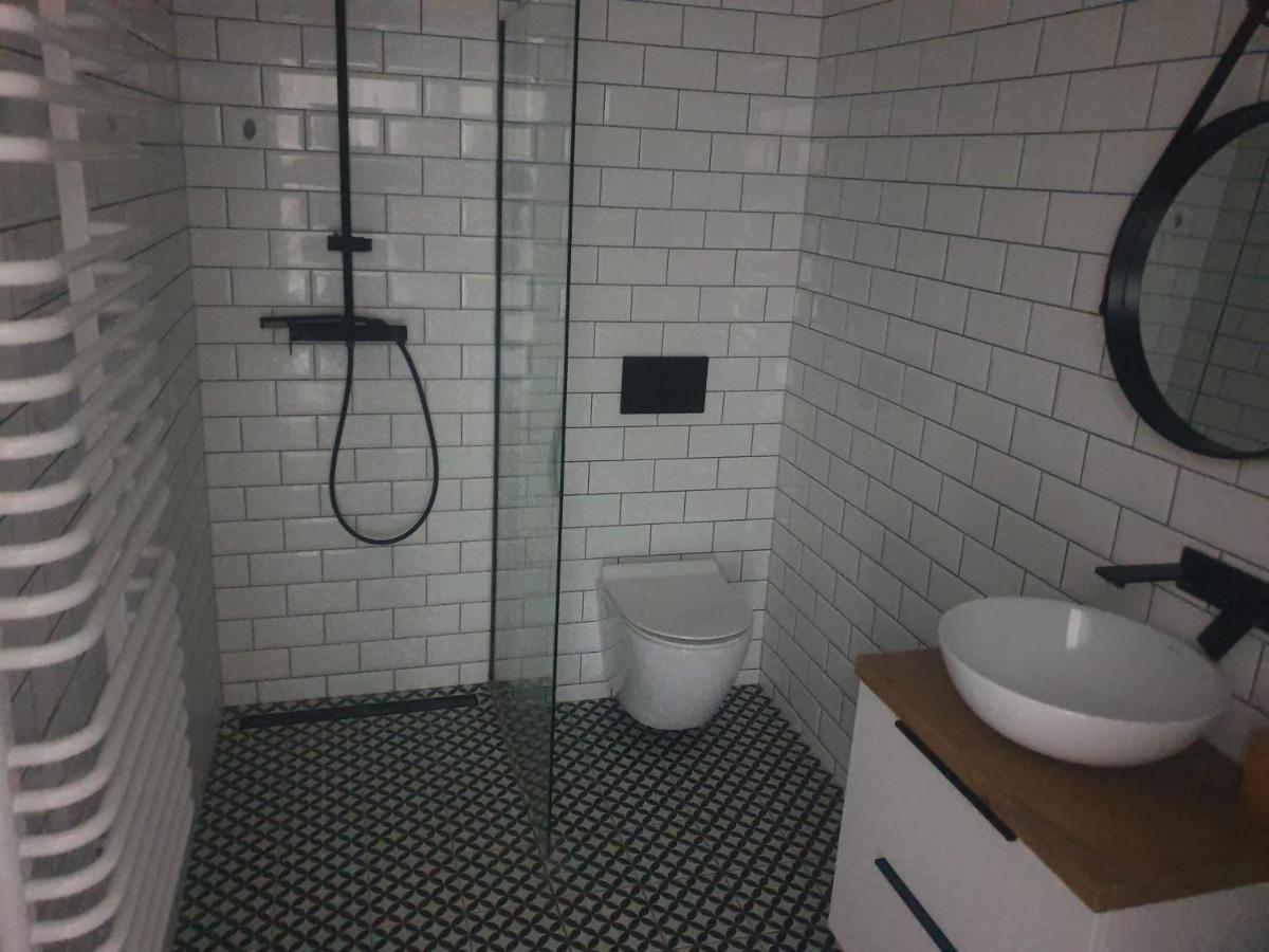 Apartament Sloneczny Sienkiewicza 3A Leszno  Eksteriør bilde